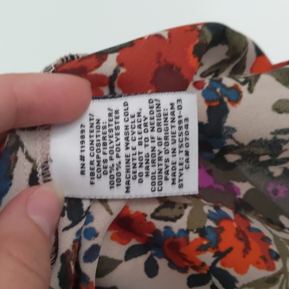 NWOT Floral shirt Eclair - Picture 6 of 10